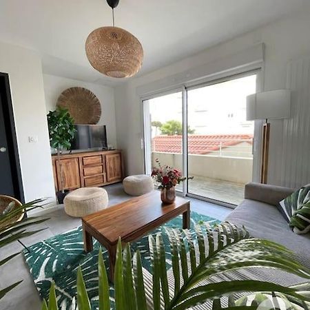 .La Villa Sablaise. Maison Avec Place De Parking Au Coeur Du Quartier Arago لي سابلِ دولونْ المظهر الخارجي الصورة